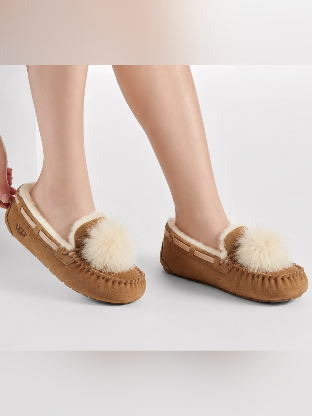 NWT UGG Australia Sheepskin Moccasin Slippers size EU 38
